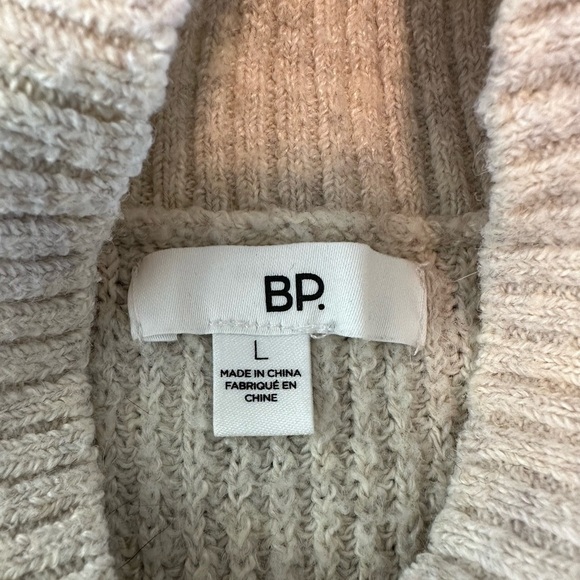 BP Oversized Cropped Mock Turtleneck Sweater Heather Cream - Women’s L - Picture 6 of 6
